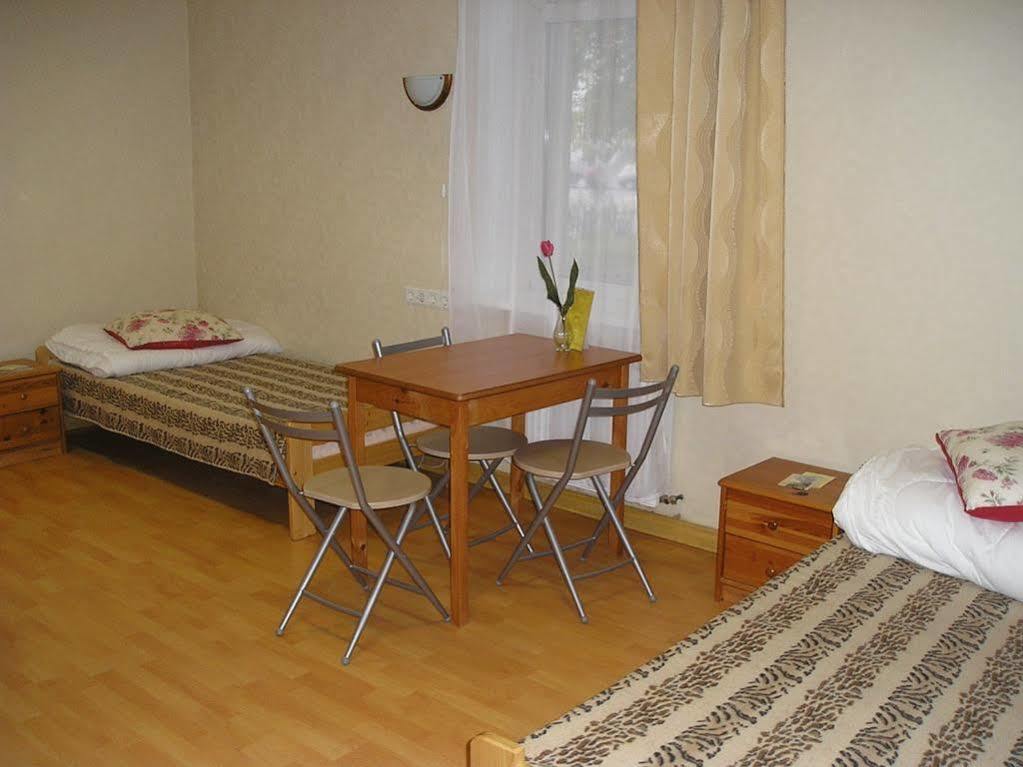 Happy Hostel Ryga Zewnętrze zdjęcie
